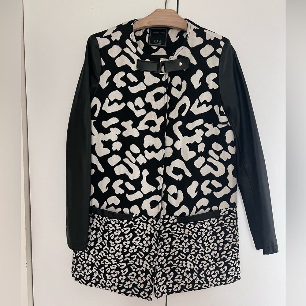 Stylish Black and White Women's Jacket